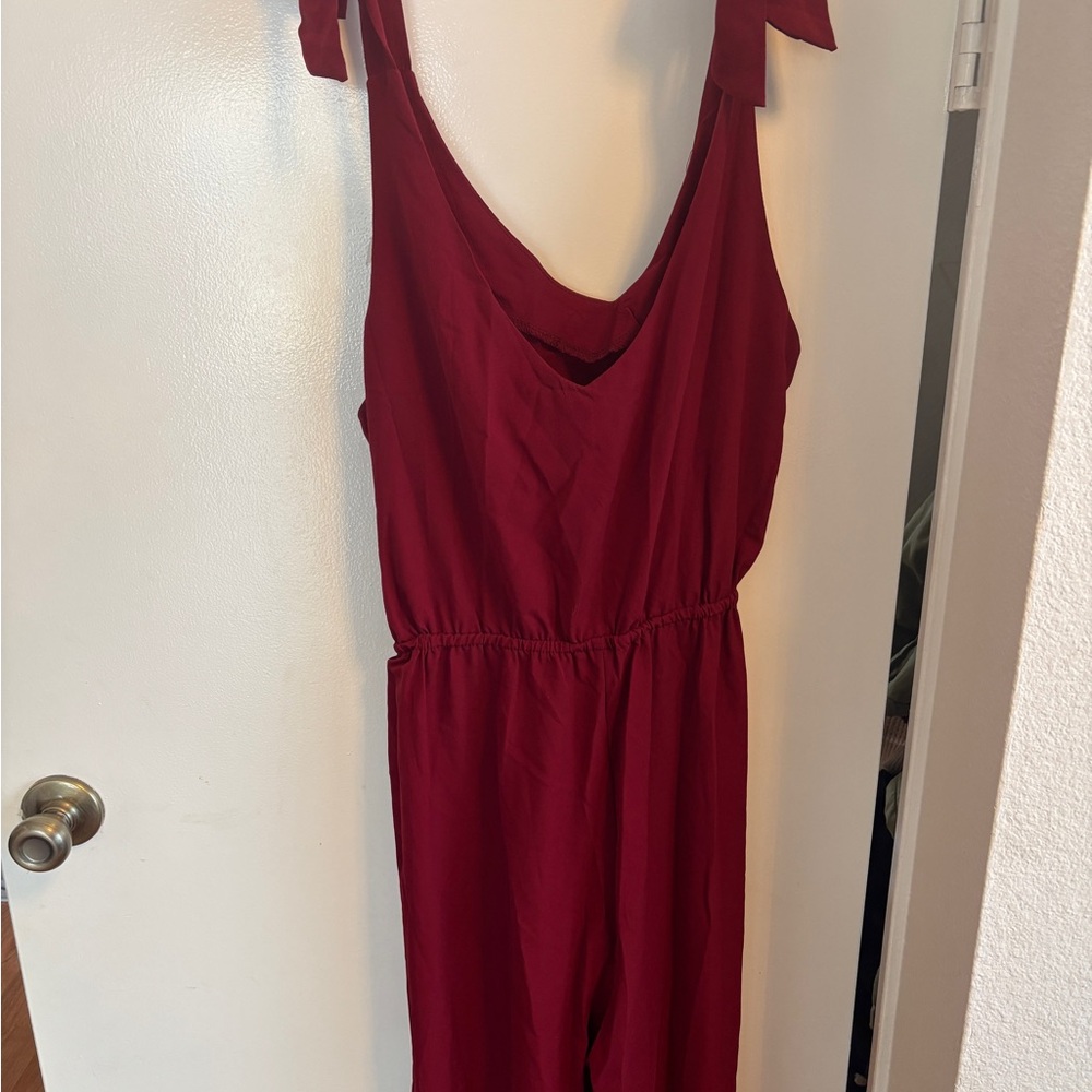 Elegant Burgundy Sleeveless Romper/Jumpsuit